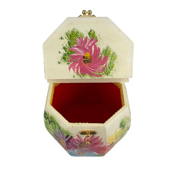 Vintage Vicki Jean Hand-Painted Octagonal Purse from 1970s Classic - Picture 7 of 11